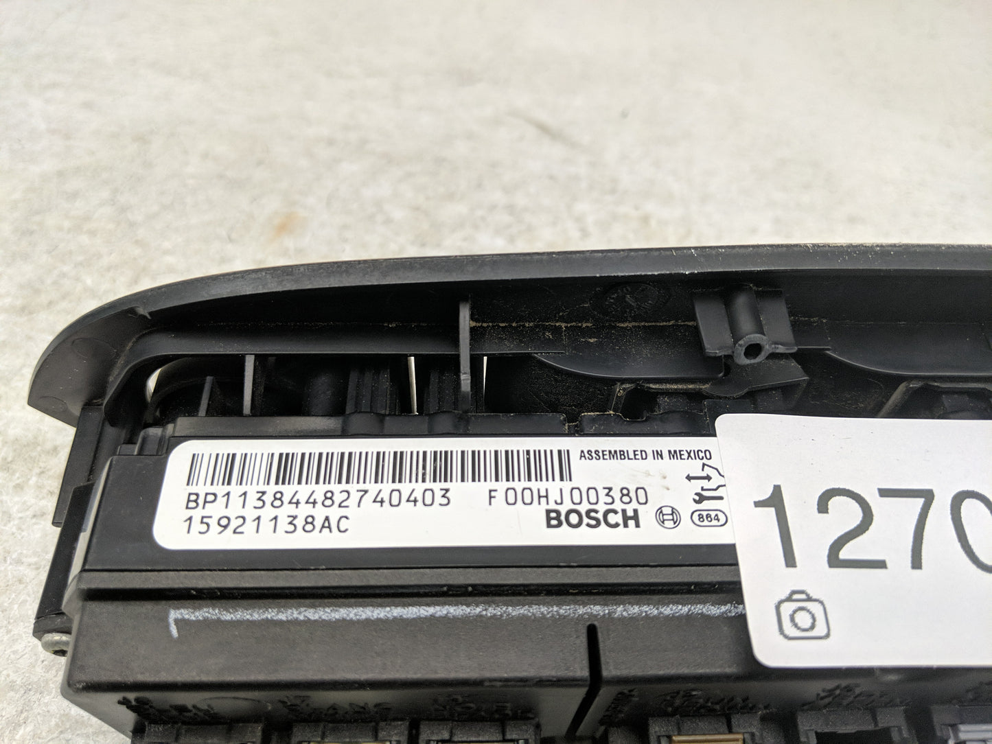 2008-2009 Buick Enclave Master Power Window Switch Replacement Driver Side Left P/N:15921138AC Fits Fits 2008 2009 OEM Used 