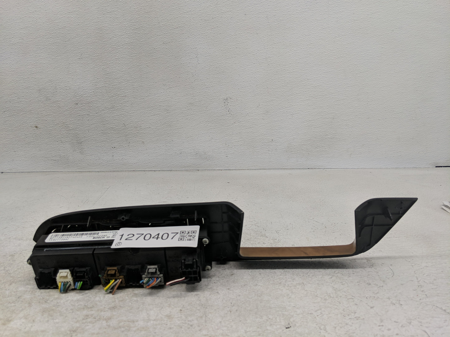 2008-2009 Buick Enclave Master Power Window Switch Replacement Driver Side Left P/N:15921138AC Fits Fits 2008 2009 OEM Used 