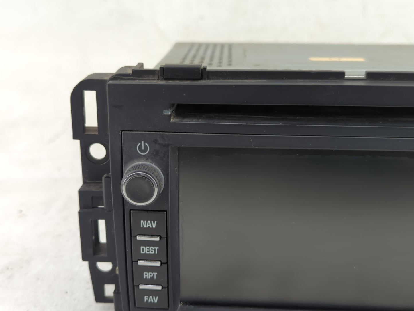 2009 Buick Enclave Radio AM FM Cd Player Receiver Replacement P/N:20792738 Fits OEM Used Auto Parts - Oemusedautoparts1.com
