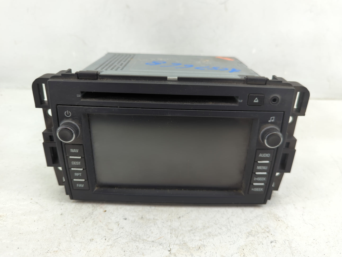 2009 Buick Enclave Radio AM FM Cd Player Receiver Replacement P/N:20792739 Fits OEM Used Auto Parts - Oemusedautoparts1.com