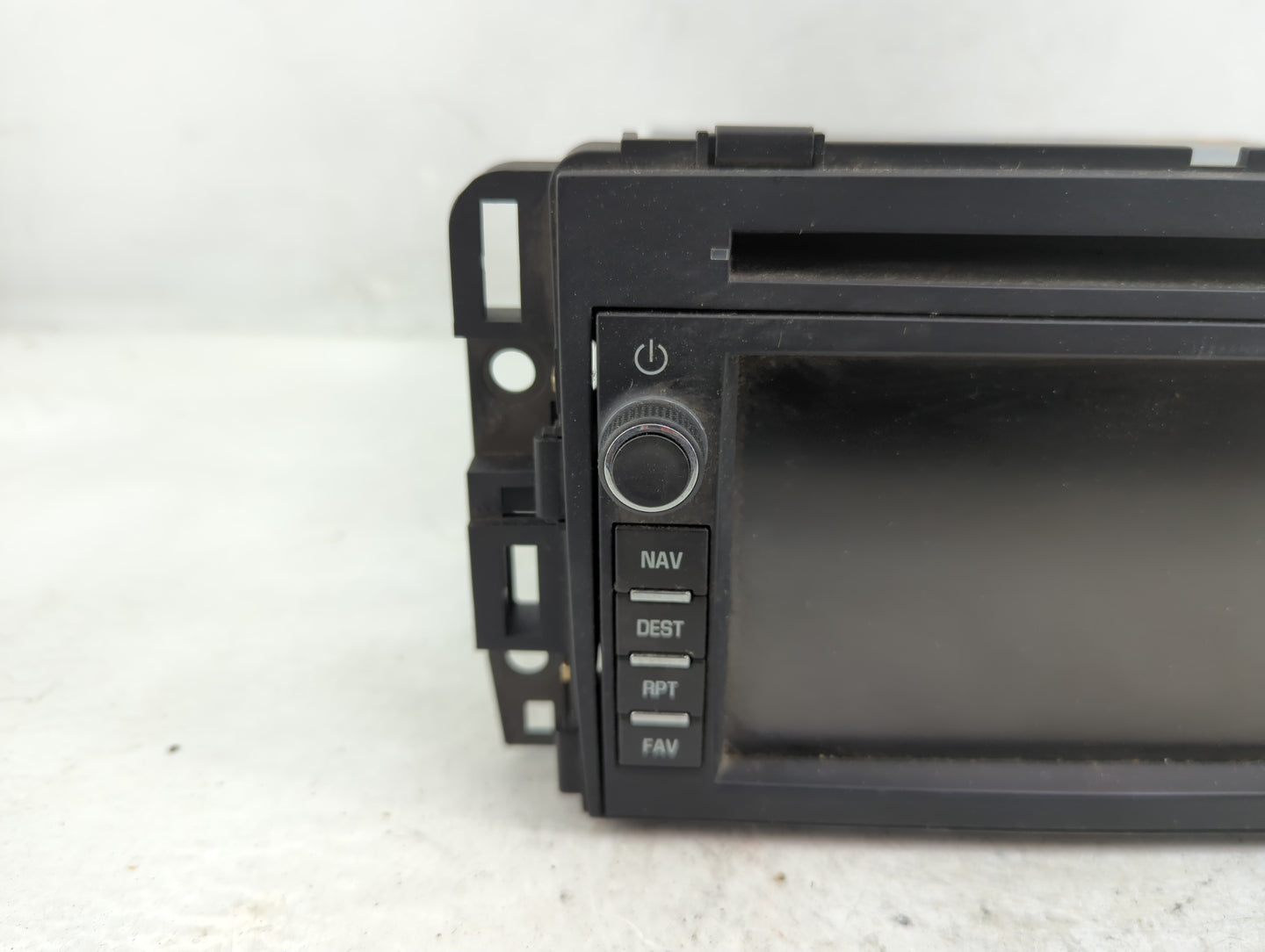 2009 Buick Enclave Radio AM FM Cd Player Receiver Replacement P/N:20792739 Fits OEM Used Auto Parts - Oemusedautoparts1.com