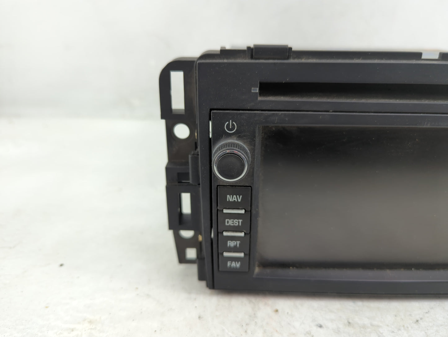 2009 Buick Enclave Radio AM FM Cd Player Receiver Replacement P/N:20792739 Fits OEM Used Auto Parts - Oemusedautoparts1.com