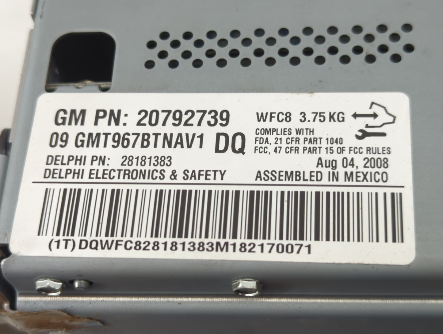 2009 Buick Enclave Radio AM FM Cd Player Receiver Replacement P/N:20792739 Fits OEM Used Auto Parts - Oemusedautoparts1.com