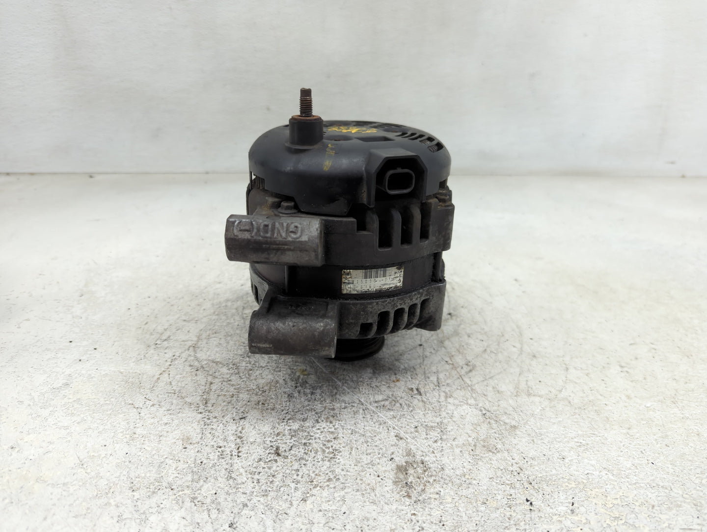2008-2013 Buick Enclave Alternator Replacement Generator Charging Assembly Engine OEM P/N:25815839 Fits OEM Used Auto Parts 