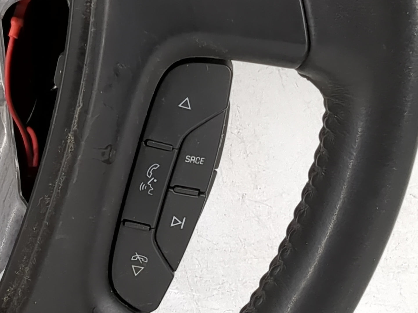 2009 Buick Enclave Steering Wheel Oem Ebony - Oemusedautoparts1.com