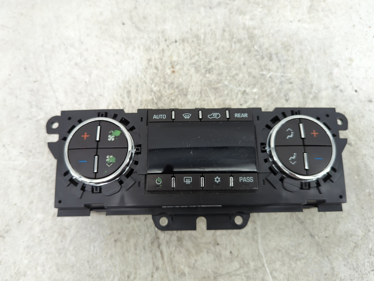2008-2012 Buick Enclave Climate Control Module Temperature AC/Heater Replacement P/N:20778545 3885450R09070C0503 Fits OEM Us