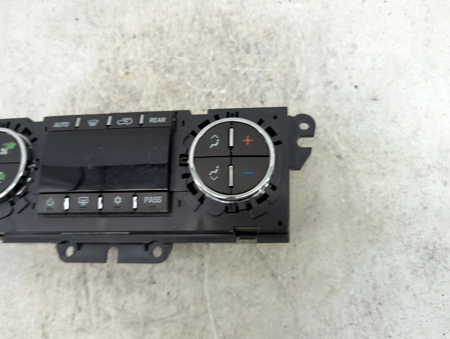 2008-2012 Buick Enclave Climate Control Module Temperature AC/Heater Replacement P/N:20778545 3885450R09070C0503 Fits OEM Us