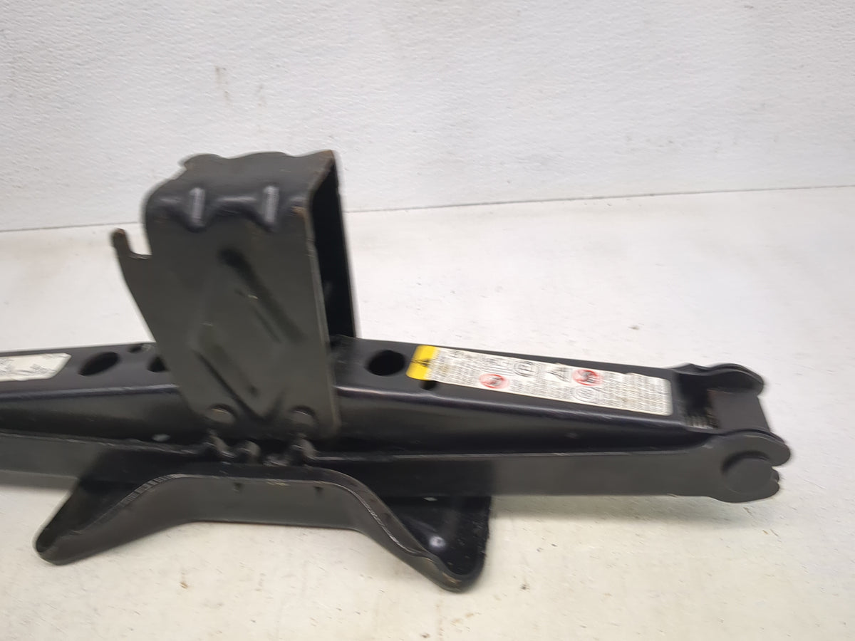 2009 Buick Enclave Spare Scissor Car Jack - Oemusedautoparts1.com