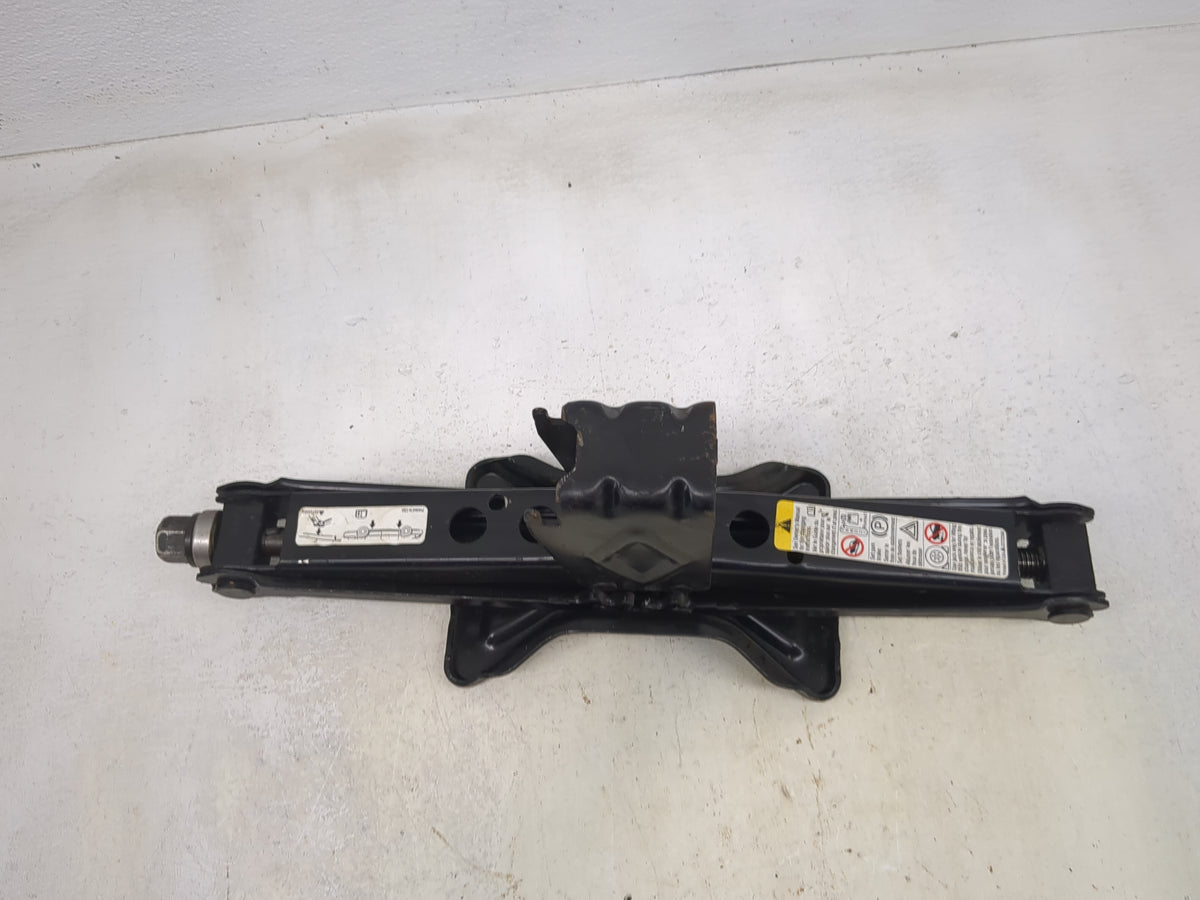 2009 Buick Enclave Spare Scissor Car Jack - Oemusedautoparts1.com