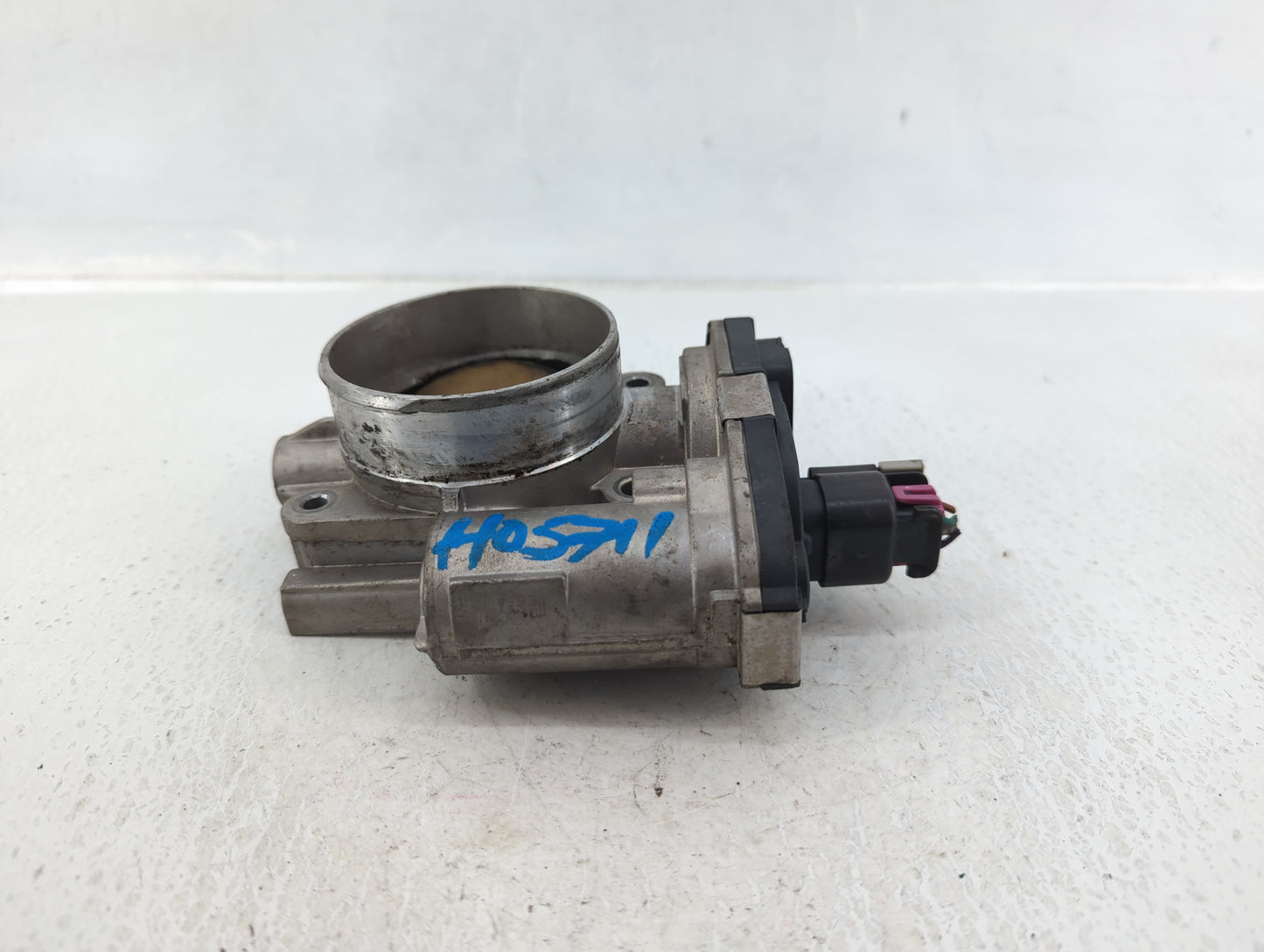 2008-2011 Buick Enclave Throttle Body P/N:1438AA 995AA Fits Fits 2007 2008 2009 2010 2011 OEM Used Auto Parts - Oemusedautop