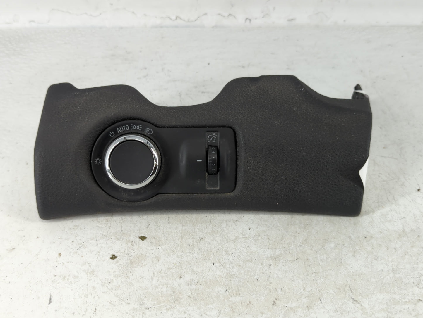 2008-2012 Buick Enclave Headlight Head Light Switch Lamp Control 23069059 - Oemusedautoparts1.com