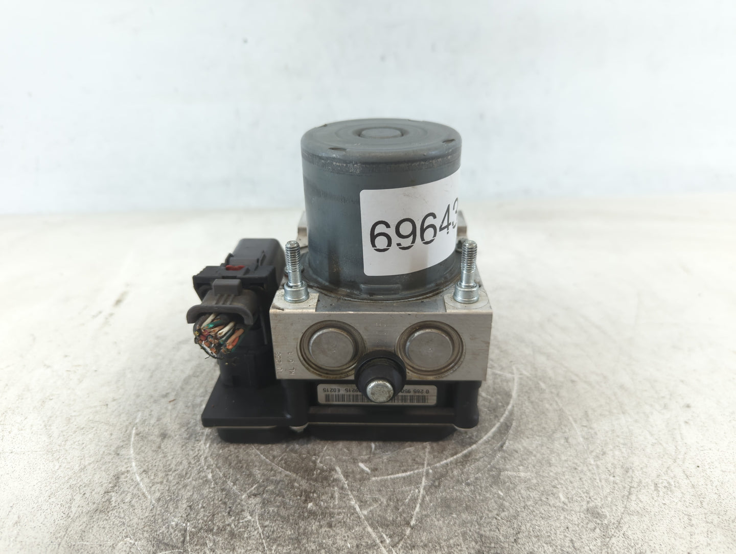 2009-2011 Buick Enclave ABS Pump Control Module Replacement P/N:0 265 230 111 01 25840315 Fits Fits 2008 2009 2010 2011 OEM 