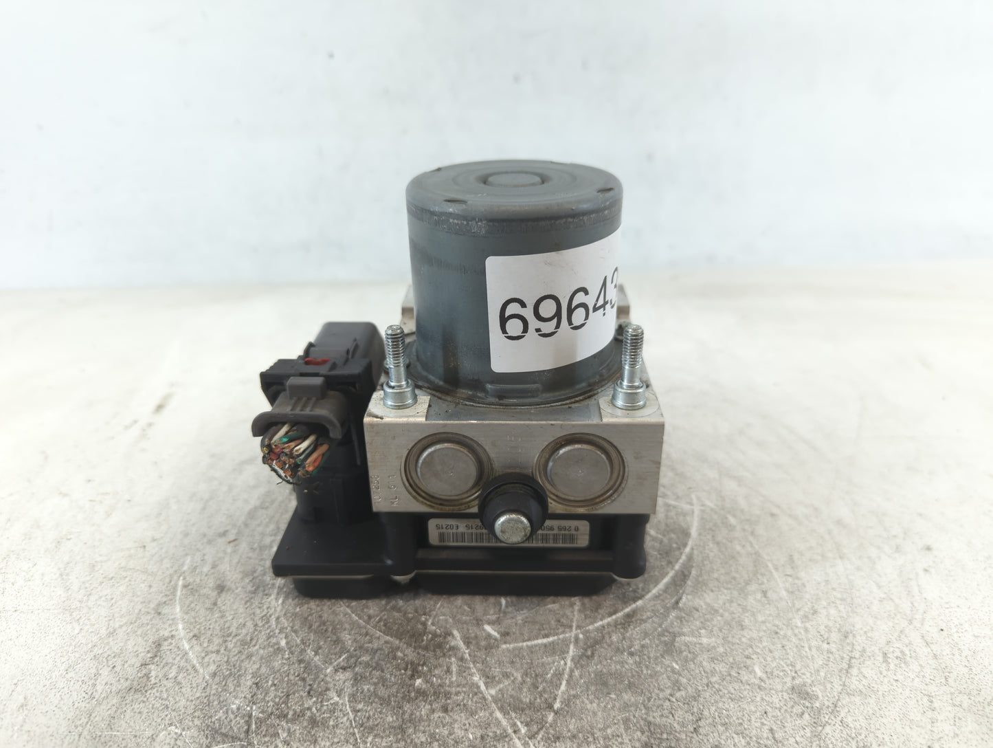 2009-2011 Buick Enclave ABS Pump Control Module Replacement P/N:0 265 230 111 01 25840315 Fits Fits 2008 2009 2010 2011 OEM 