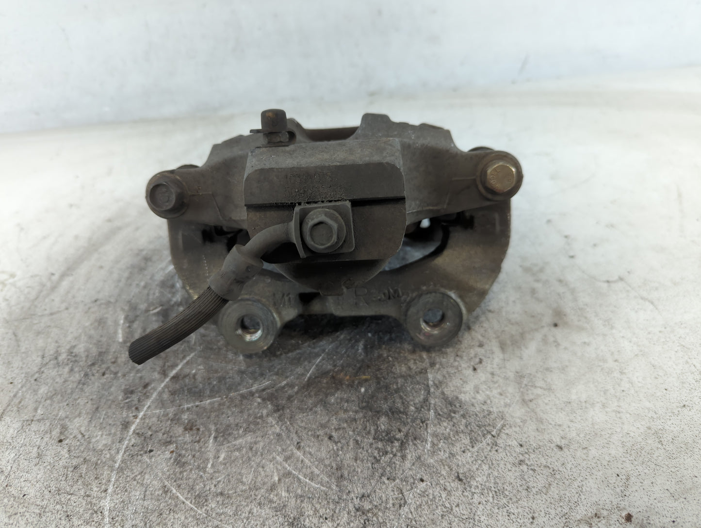 2008-2017 Buick Enclave Front Passenger Right Brake Caliper - Oemusedautoparts1.com