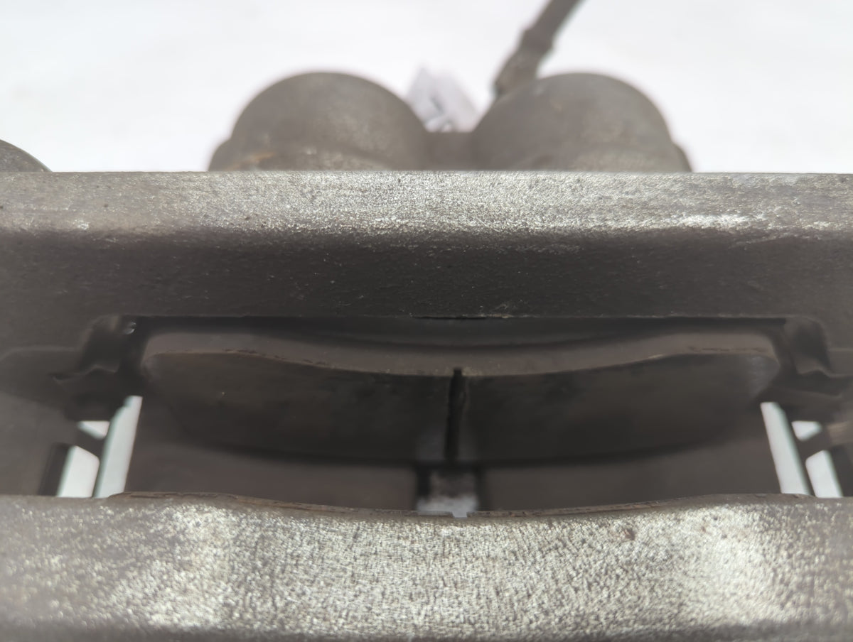 2008-2017 Buick Enclave Front Passenger Right Brake Caliper 701405 - Oemusedautoparts1.com