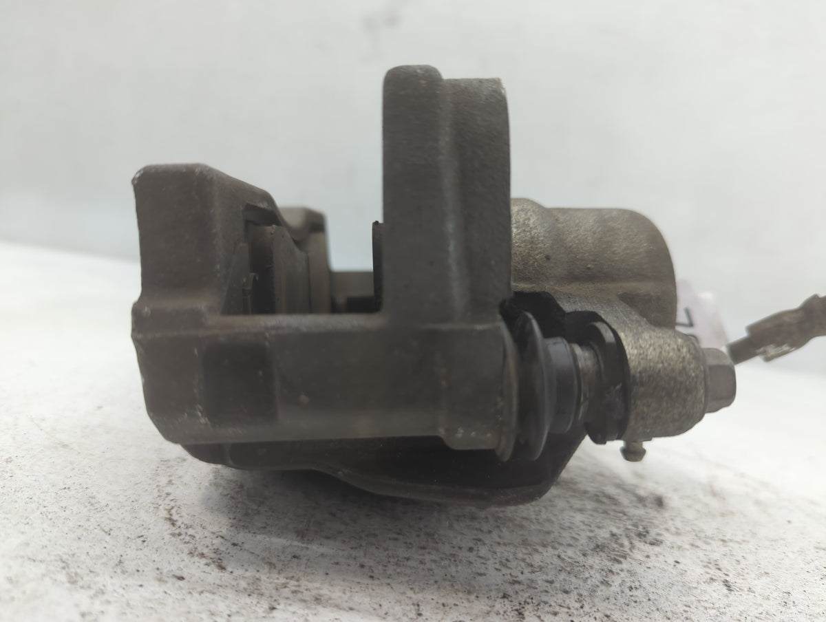 2008-2017 Buick Enclave Front Passenger Right Brake Caliper 701405 - Oemusedautoparts1.com