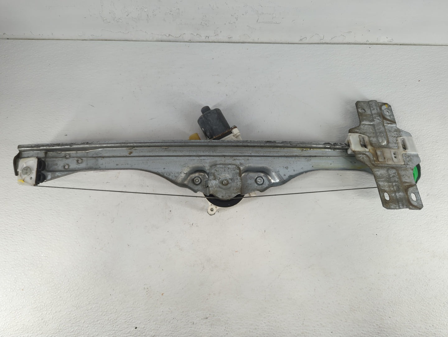 2008-2012 Buick Enclave Driver Left Rear Window Regulator 702223 - Oemusedautoparts1.com