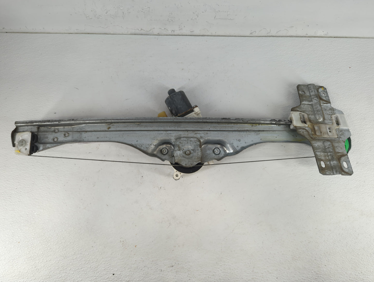 2008-2012 Buick Enclave Driver Left Rear Window Regulator 702223 - Oemusedautoparts1.com
