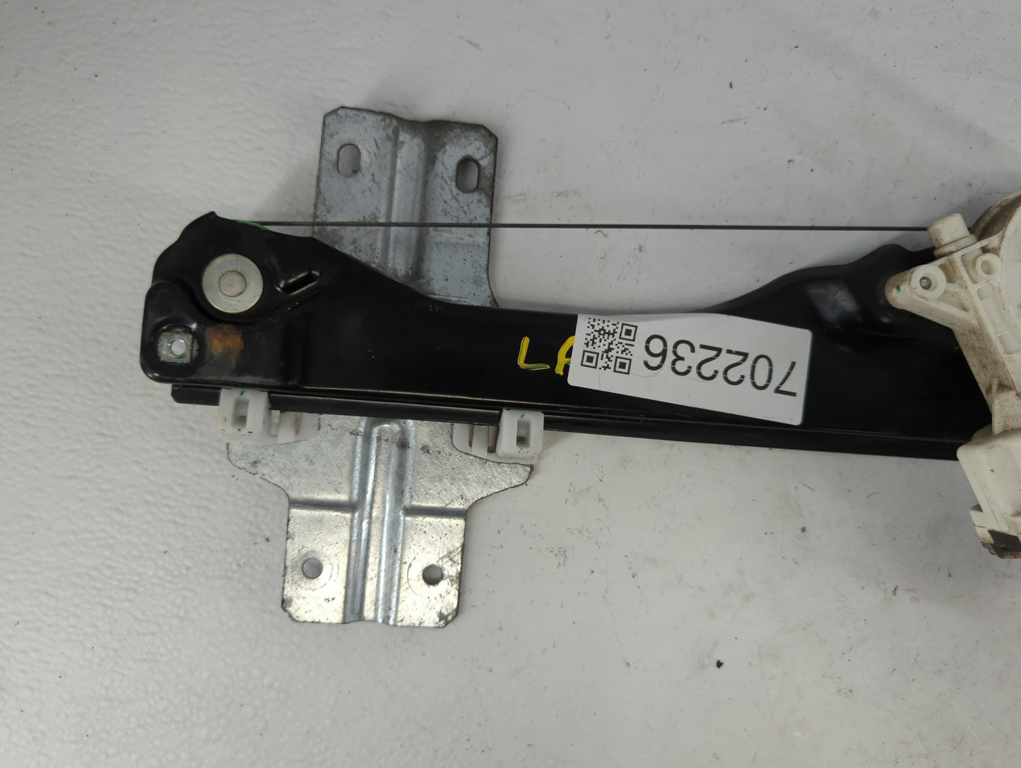 2008-2017 Buick Enclave Driver Left Front Window Regulator 702236 - Oemusedautoparts1.com