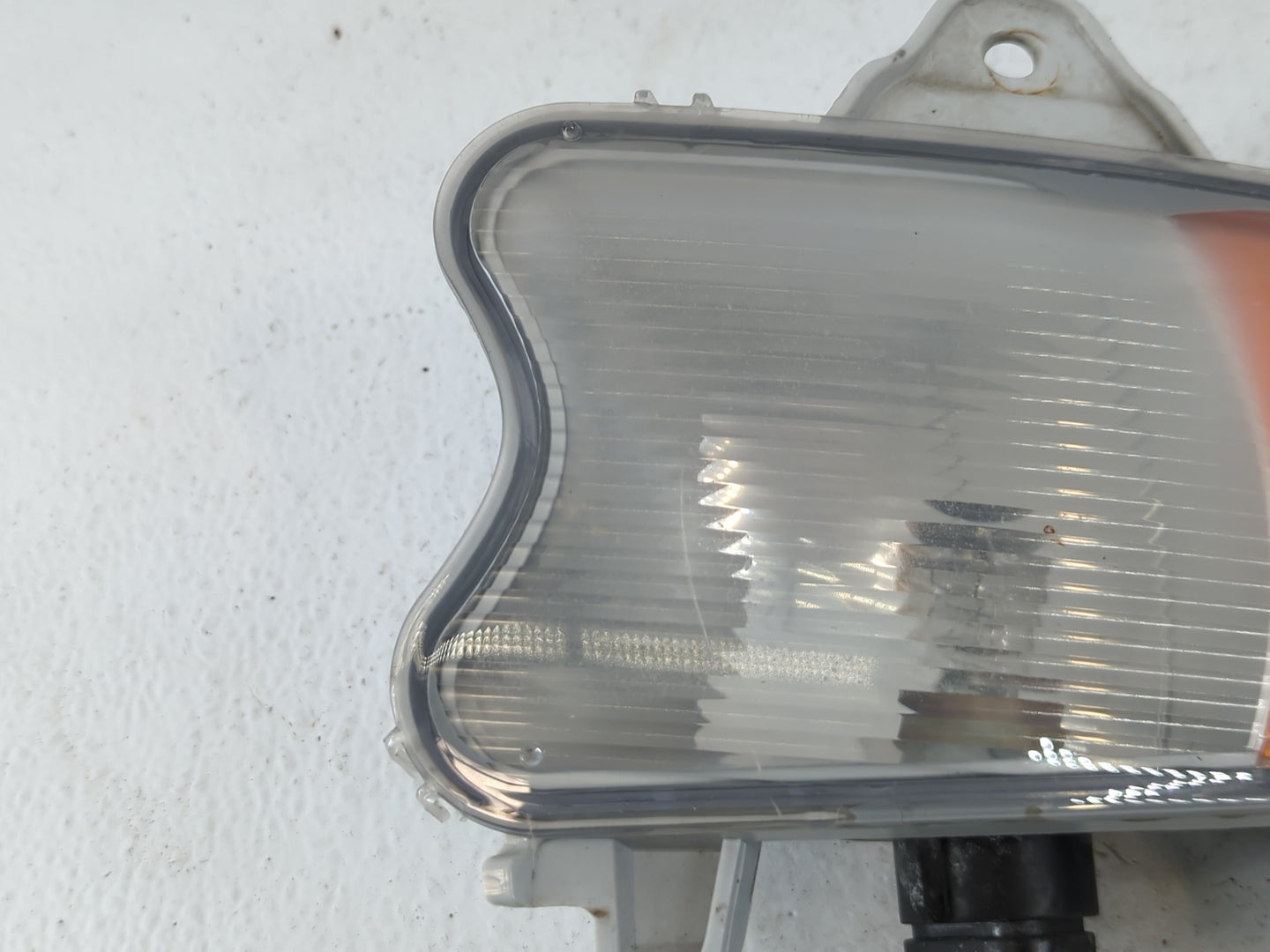 2008-2012 Buick Enclave Driver Left Oem Front Light Lamp - Oemusedautoparts1.com