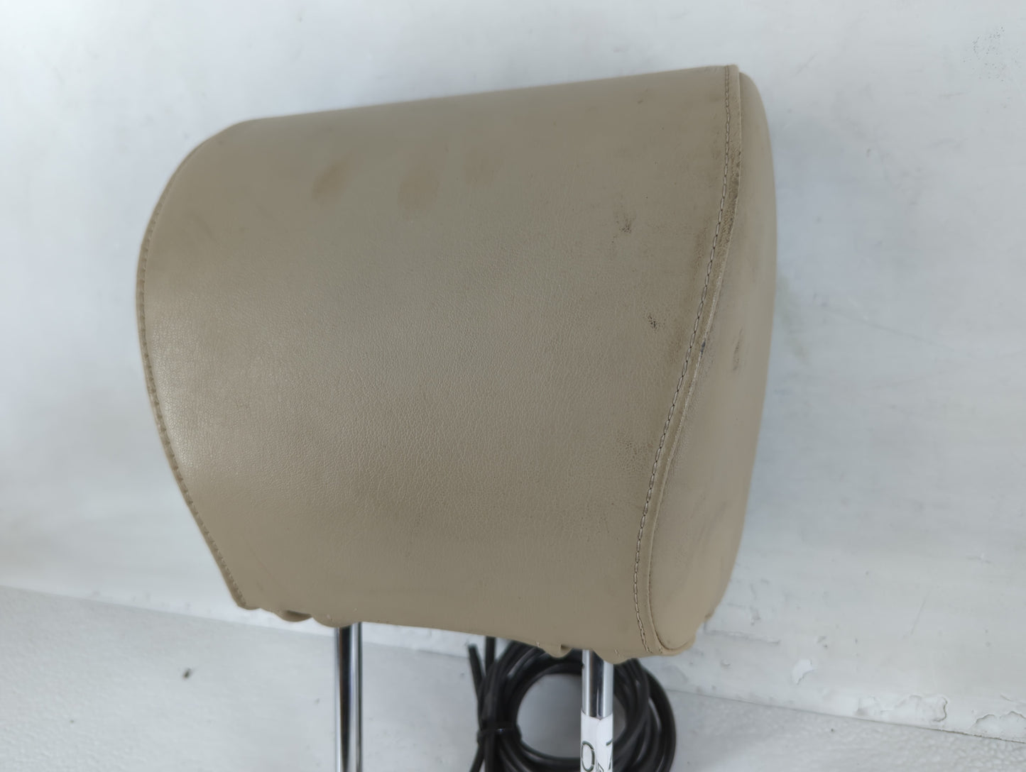 2009-2011 Buick Enclave Headrest Head Rest Front Driver Passenger Seat - Oemusedautoparts1.com