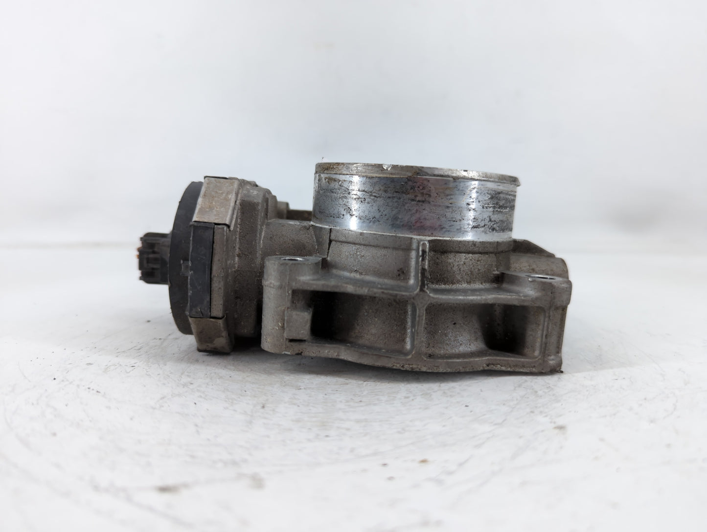 2008-2011 Buick Enclave Throttle Body P/N:7494C 995AA Fits Fits 2007 2008 2009 2010 2011 OEM Used Auto Parts - Oemusedautopa