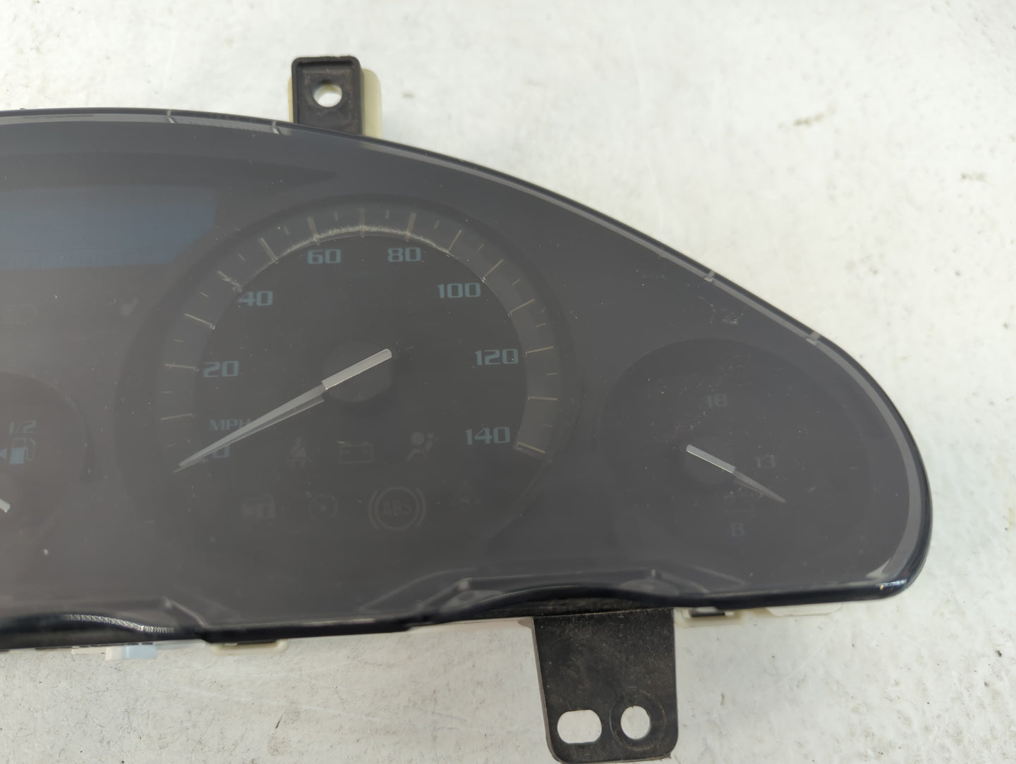 2008-2012 Buick Enclave Instrument Cluster Speedometer Gauges Fits Fits 2008 2009 2010 2011 2012 OEM Used Auto Parts - Oemus