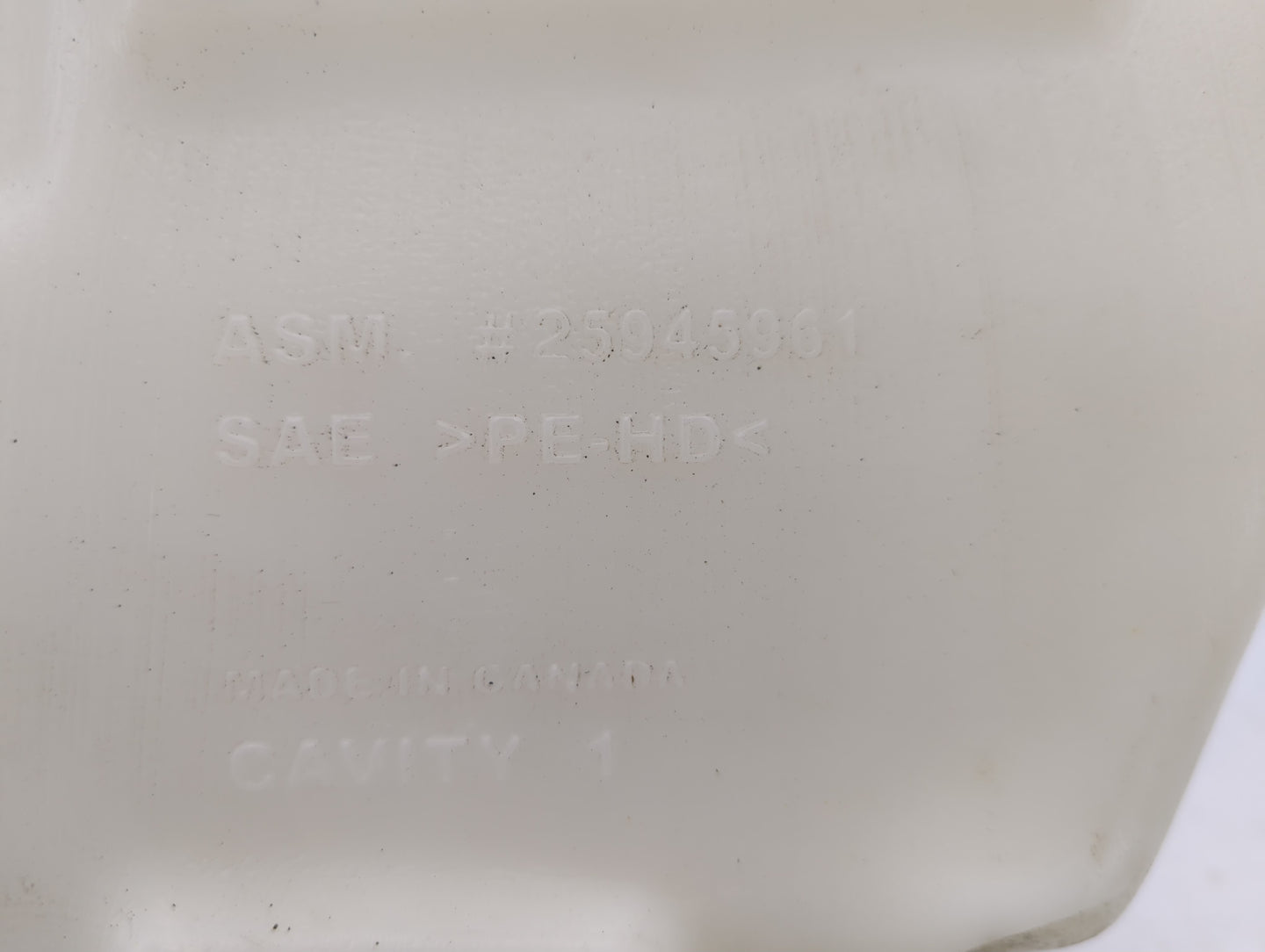 2008-2009 Buick Enclave Windshield Washer Fluid Reservoir Bottle Oem - Oemusedautoparts1.com