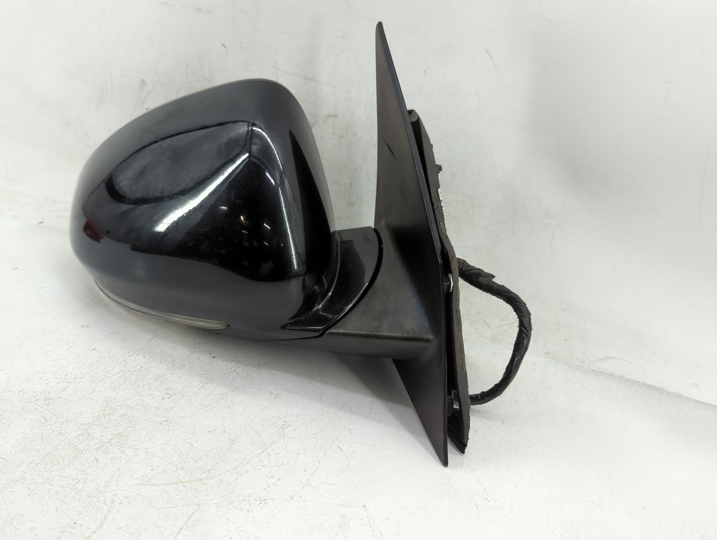 2008-2012 Buick Enclave Passenger Side View Mirror - Right Door Mirror OEM Used - Oemusedautoparts1.com
