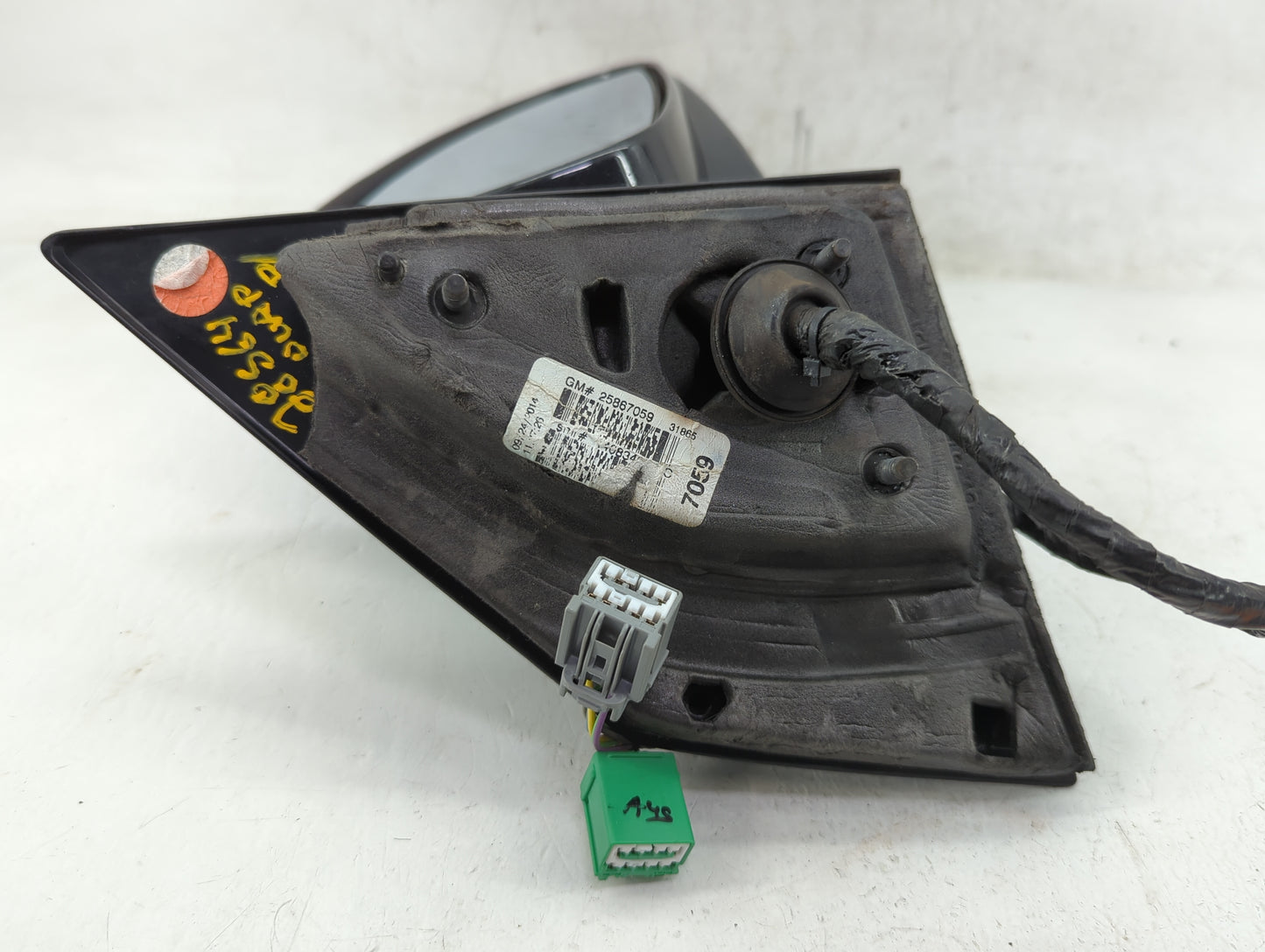 2008-2012 Buick Enclave Passenger Side View Mirror - Right Door Mirror OEM Used - Oemusedautoparts1.com