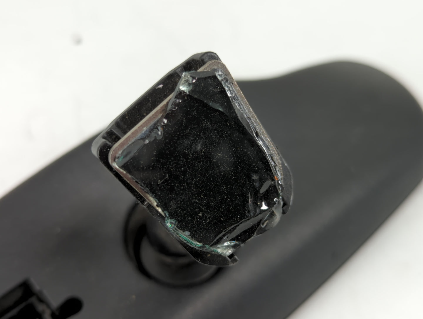 2009 Buick Enclave Interior Rear View Mirror Replacement OEM Fits OEM Used Auto Parts - Oemusedautoparts1.com