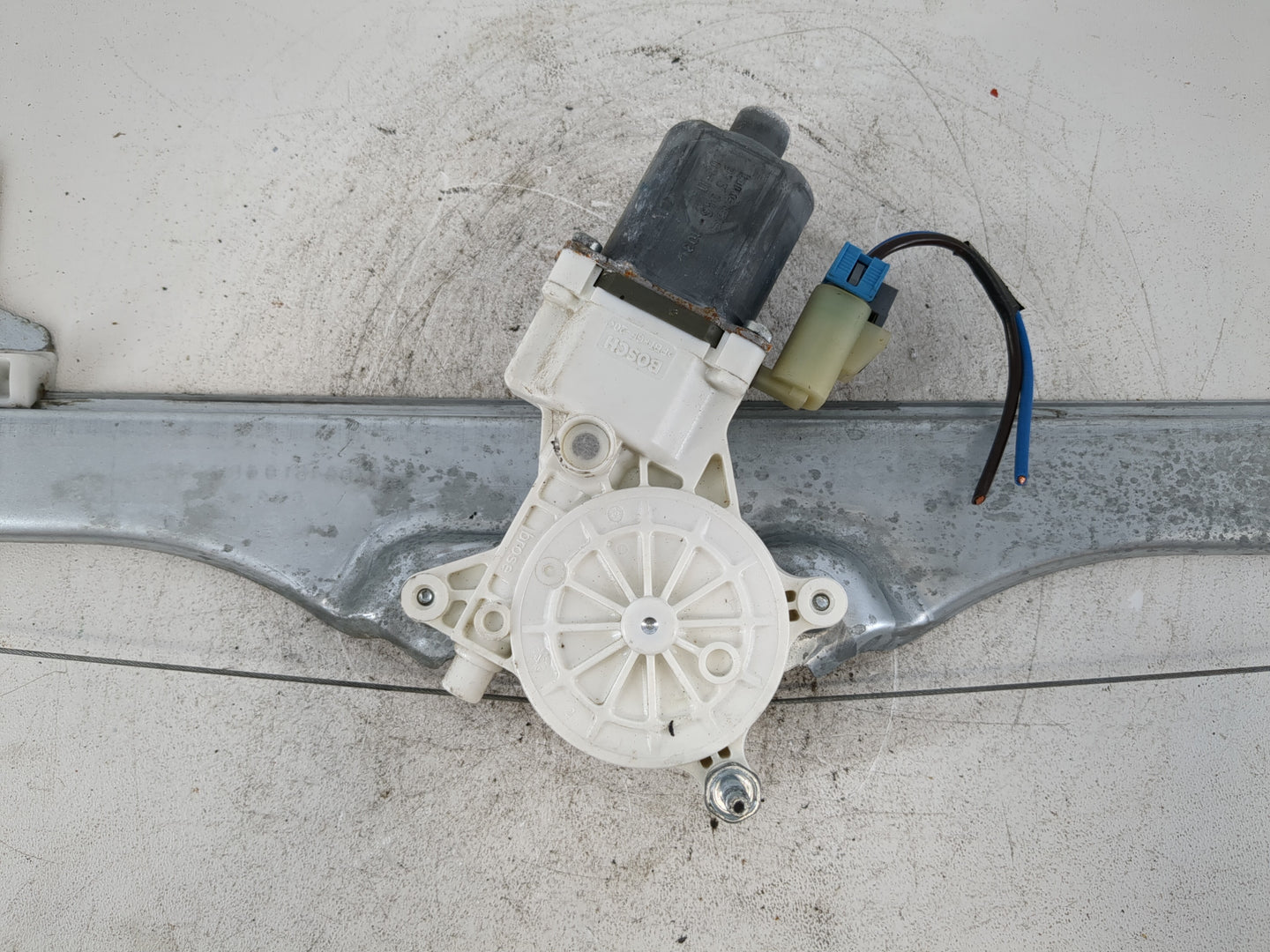 2008-2012 Buick Enclave Used Driver Left Rear Window Regulator 944116 - Oemusedautoparts1.com