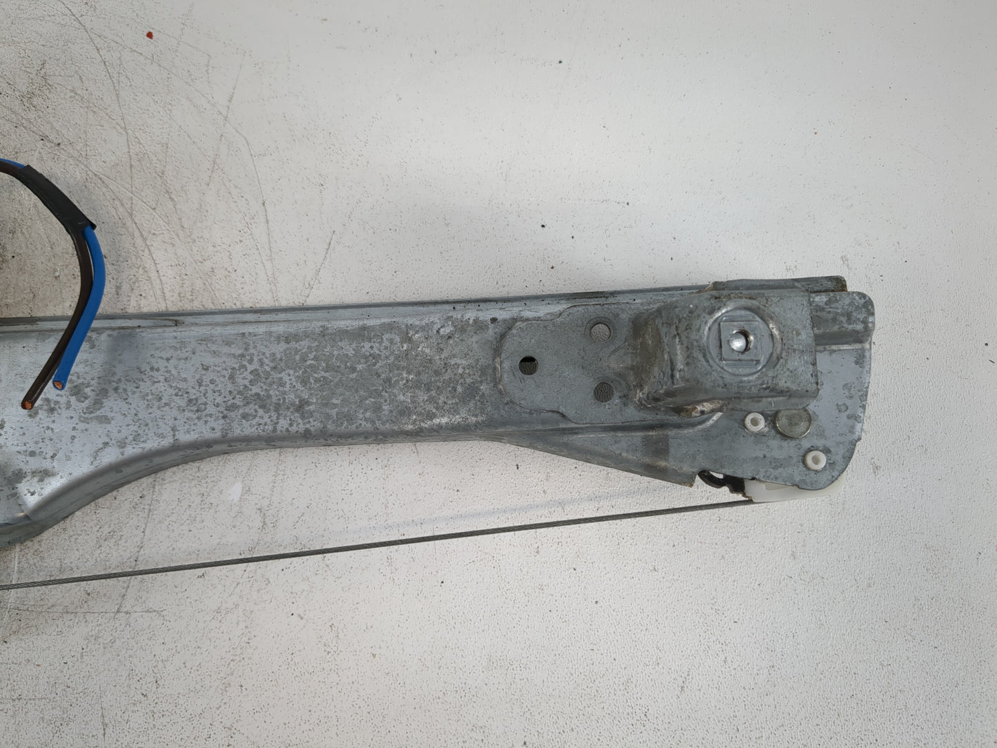 2008-2012 Buick Enclave Used Driver Left Rear Window Regulator - Oemusedautoparts1.com