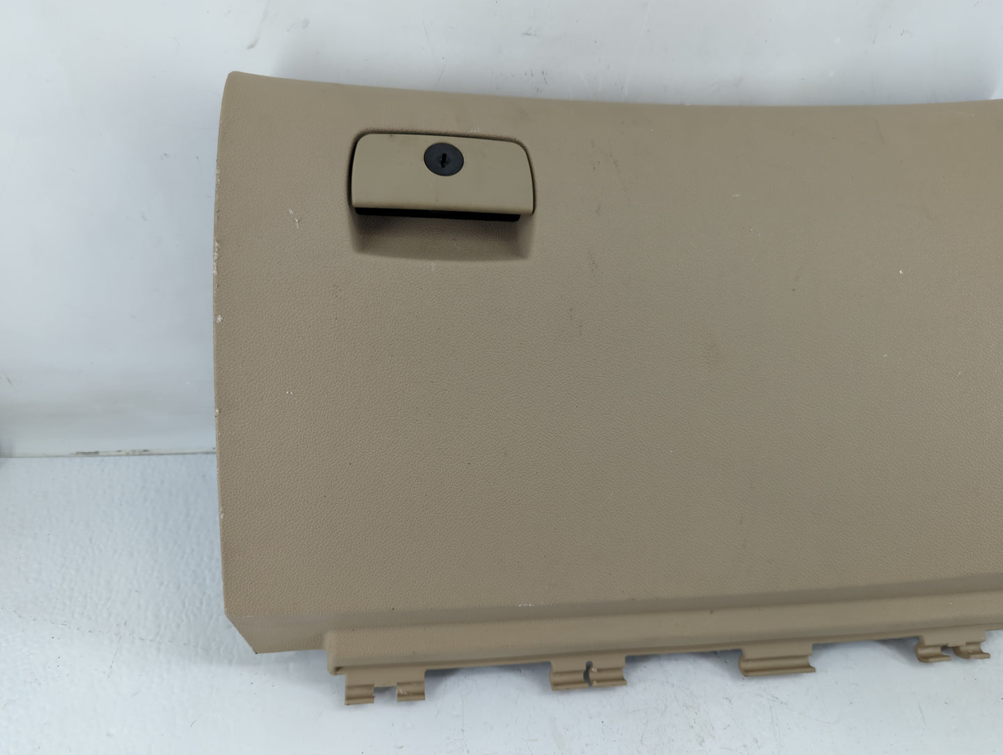 2009 Buick Enclave Passenger Glove Box Door Storage Compartment - Oemusedautoparts1.com