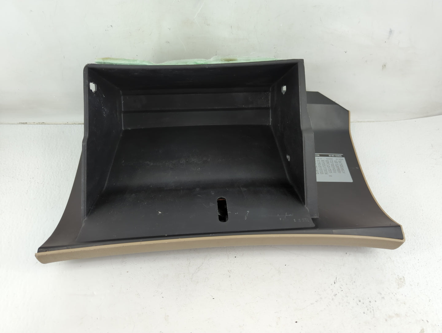 2009 Buick Enclave Passenger Glove Box Door Storage Compartment - Oemusedautoparts1.com