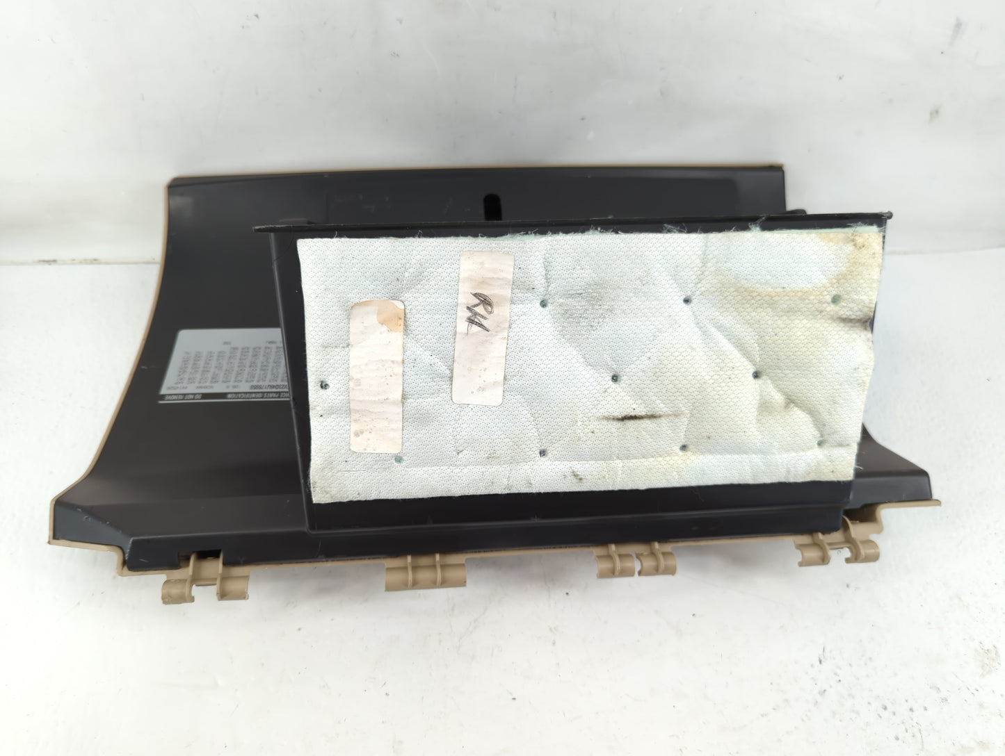 2009 Buick Enclave Passenger Glove Box Door Storage Compartment - Oemusedautoparts1.com