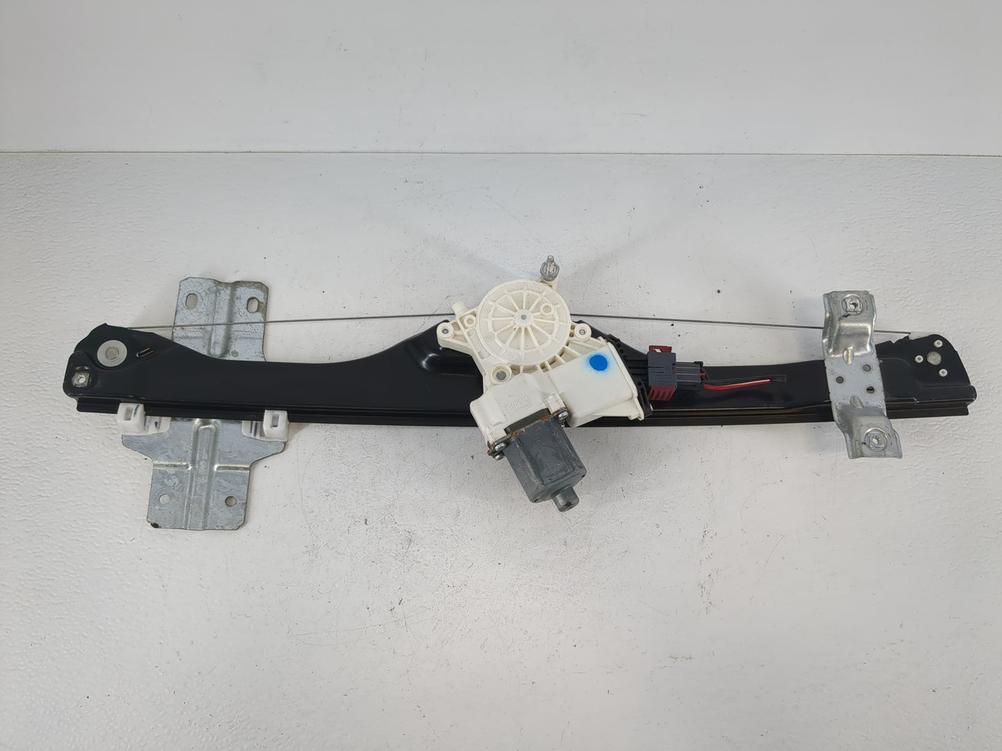2008-2017 Buick Enclave Window Regulator Passenger Front - Oemusedautoparts1.com