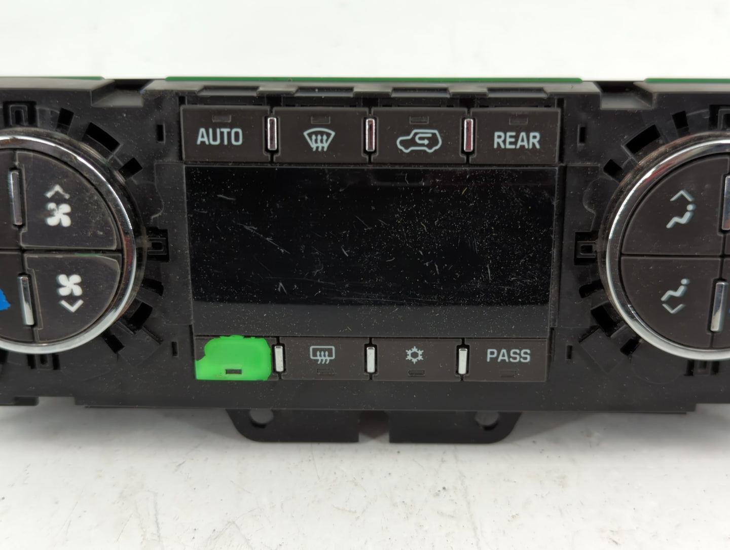 2008-2016 Buick Enclave Climate Control Module Temperature AC/Heater Replacement P/N:20778545 Fits OEM Used Auto Parts - Oem