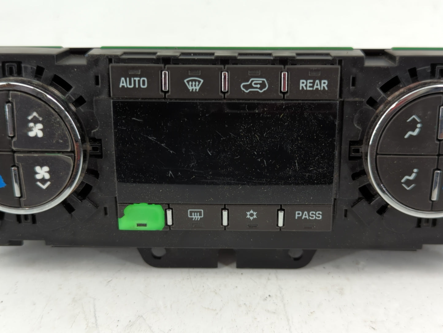 2008-2016 Buick Enclave Climate Control Module Temperature AC/Heater Replacement P/N:20778545 Fits OEM Used Auto Parts - Oem