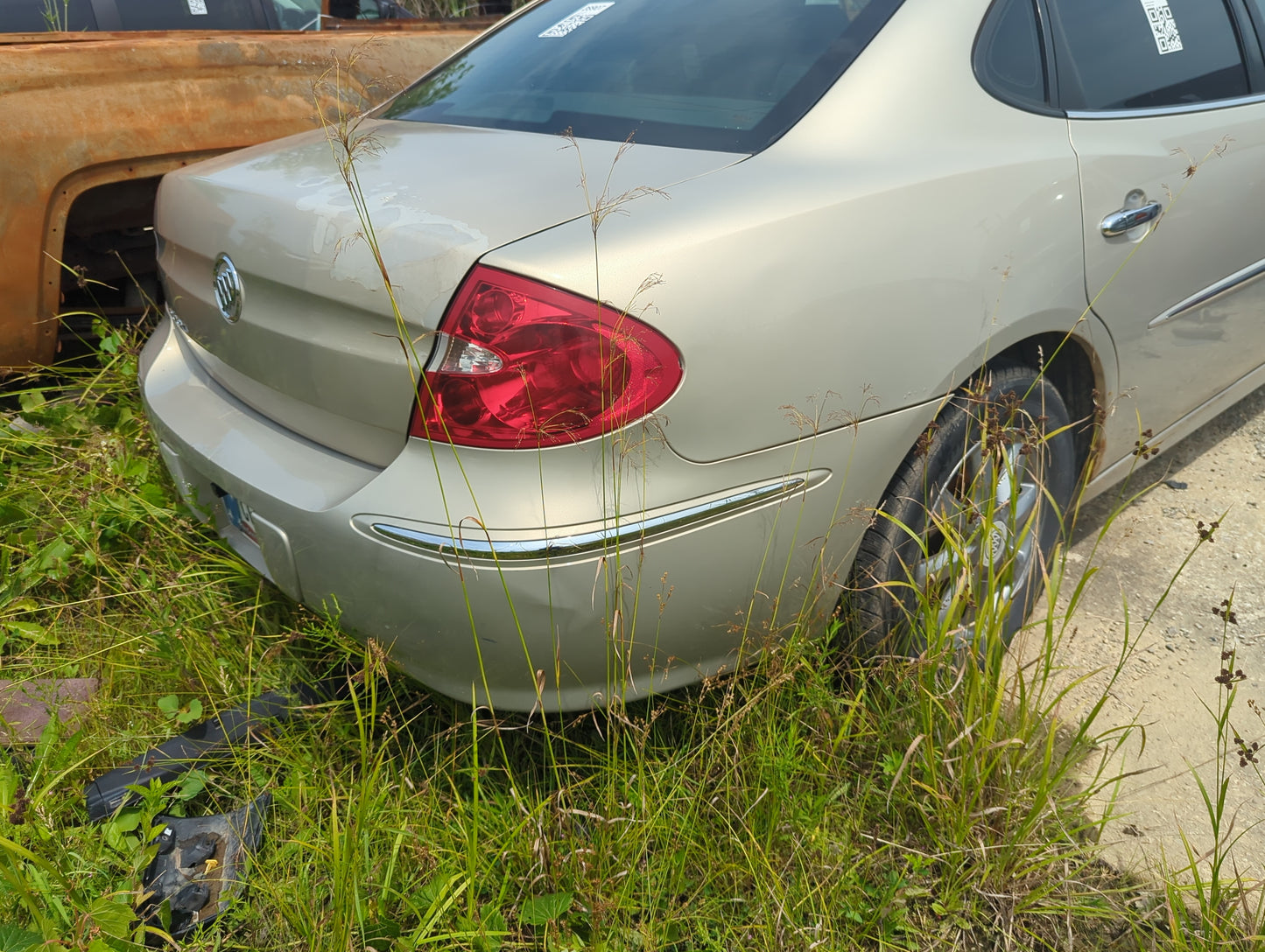 2005-2009 Buick Lacrosse Rear Bumper Assembly Oem - Oemusedautoparts1.com