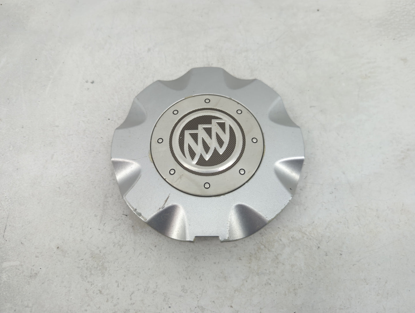 2009 Buick Lacrosse Center Cap Oem - Oemusedautoparts1.com