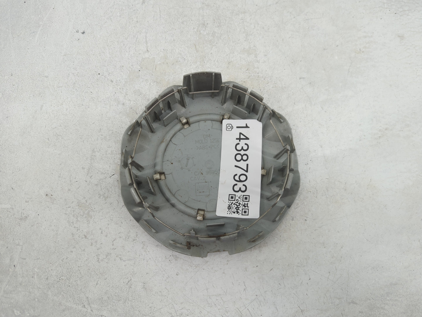2009 Buick Lacrosse Rim Wheel Center Cap - Oemusedautoparts1.com