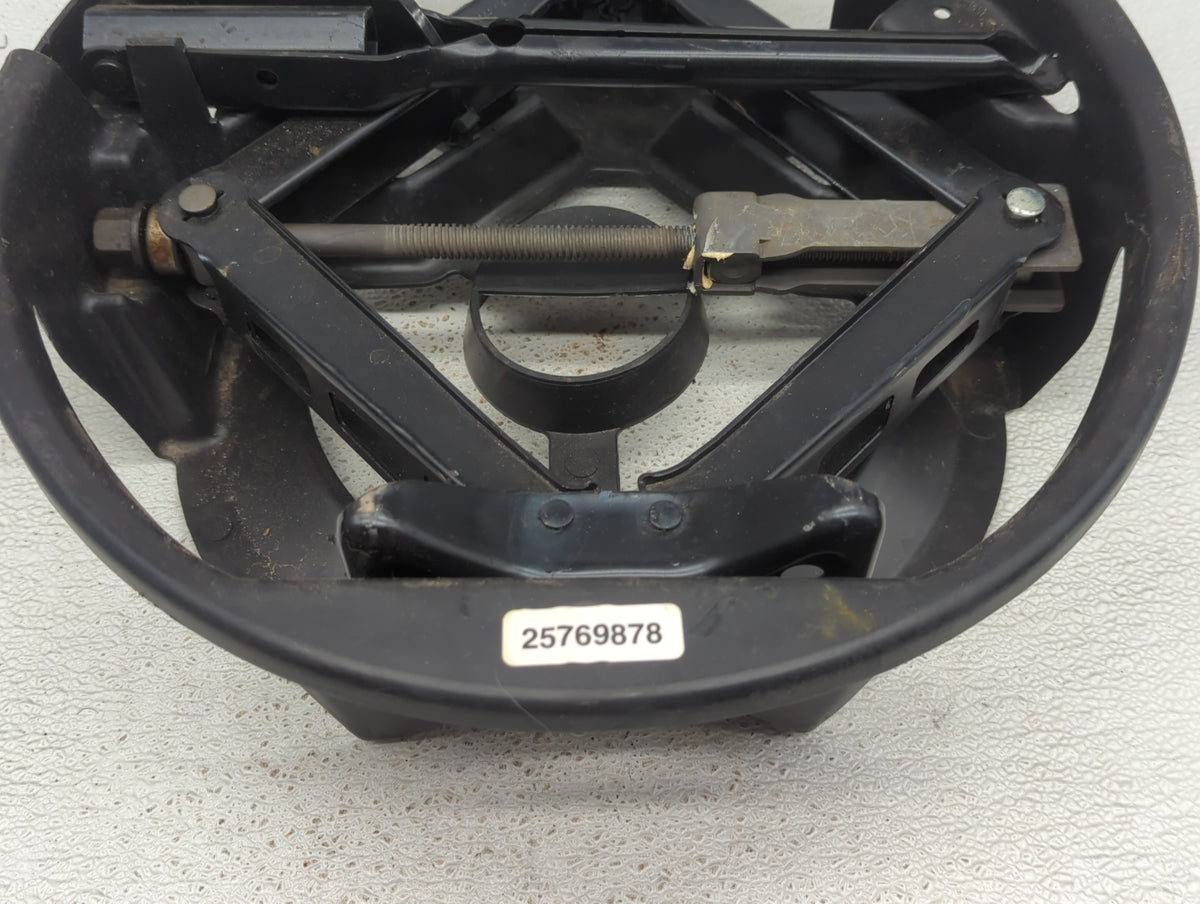 Buick Lucerne Spare Scissor Car Jack 1051895 - Oemusedautoparts1.com