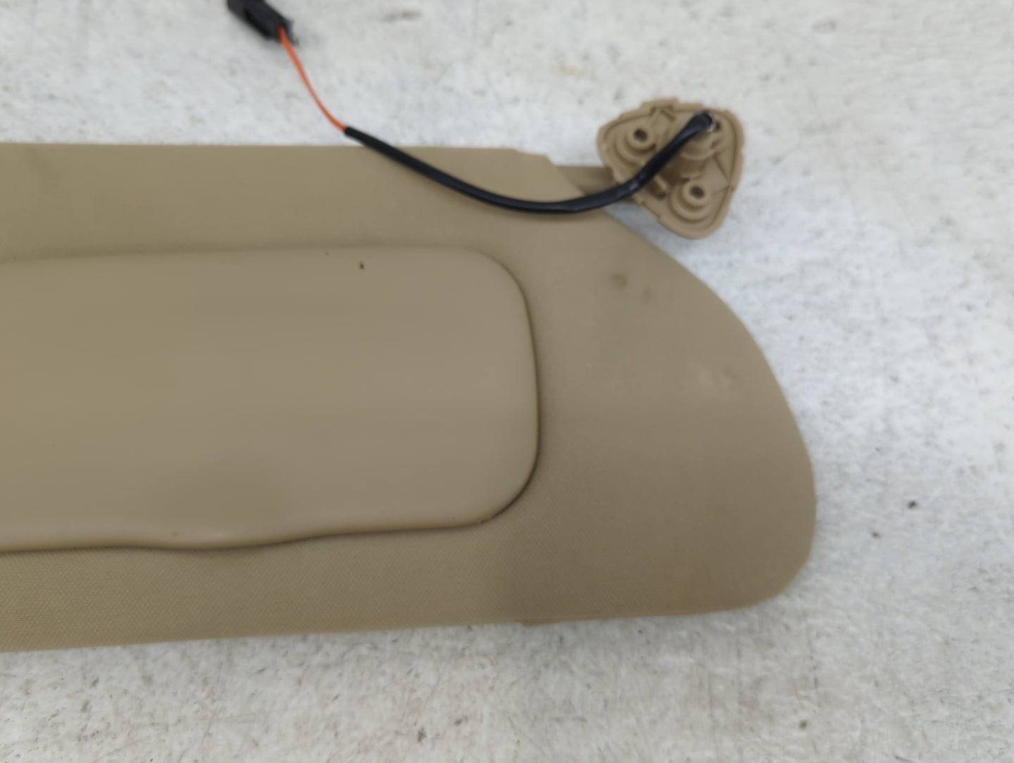 2006-2011 Buick Lucerne Sun Visor Shade Replacement Passenger Right Mirror Fits Fits 2006 2007 2008 2009 2010 2011 OEM Used 