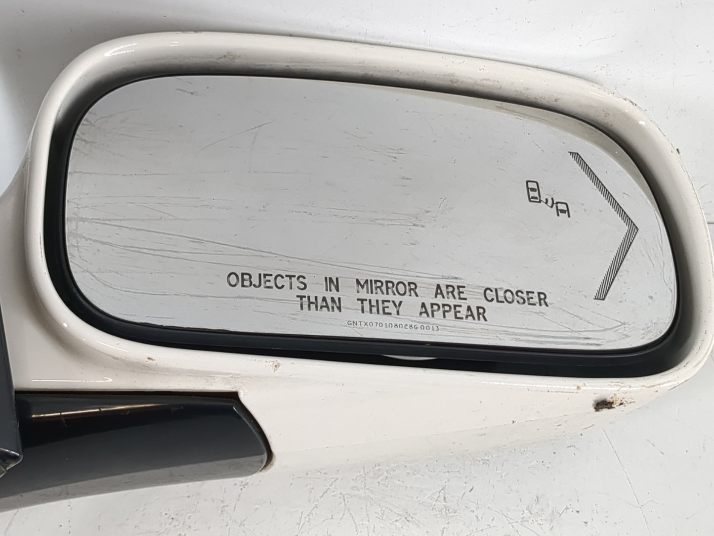 2009-2011 Buick Lucerne Passenger Side View Mirror - Right Door Mirror OEM Used - Oemusedautoparts1.com
