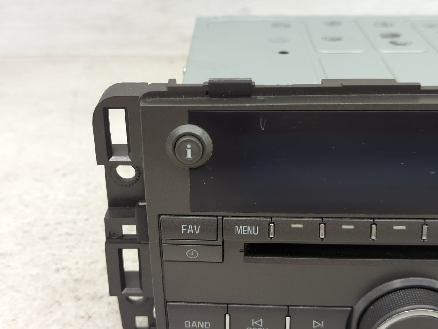 2009-2010 Buick Lucerne Radio AM FM Cd Player Receiver Replacement P/N:25992378 Fits Fits 2009 2010 OEM Used Auto Parts - Oe