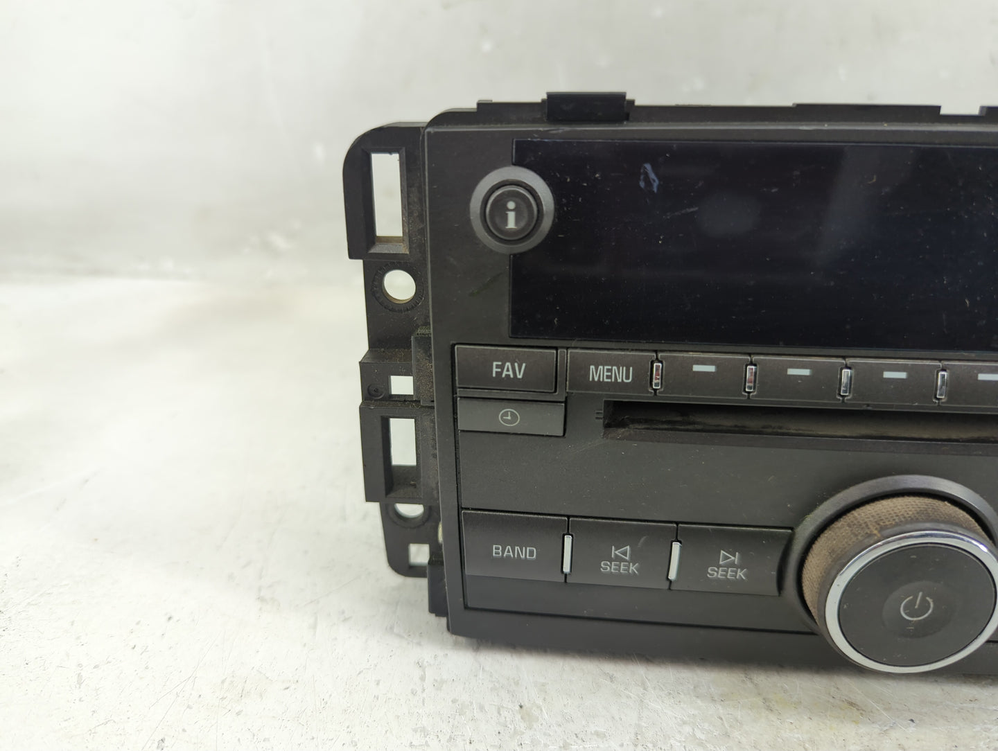 2009-2010 Buick Lucerne Radio AM FM Cd Player Receiver Replacement P/N:20763964 Fits Fits 2009 2010 OEM Used Auto Parts - Oe