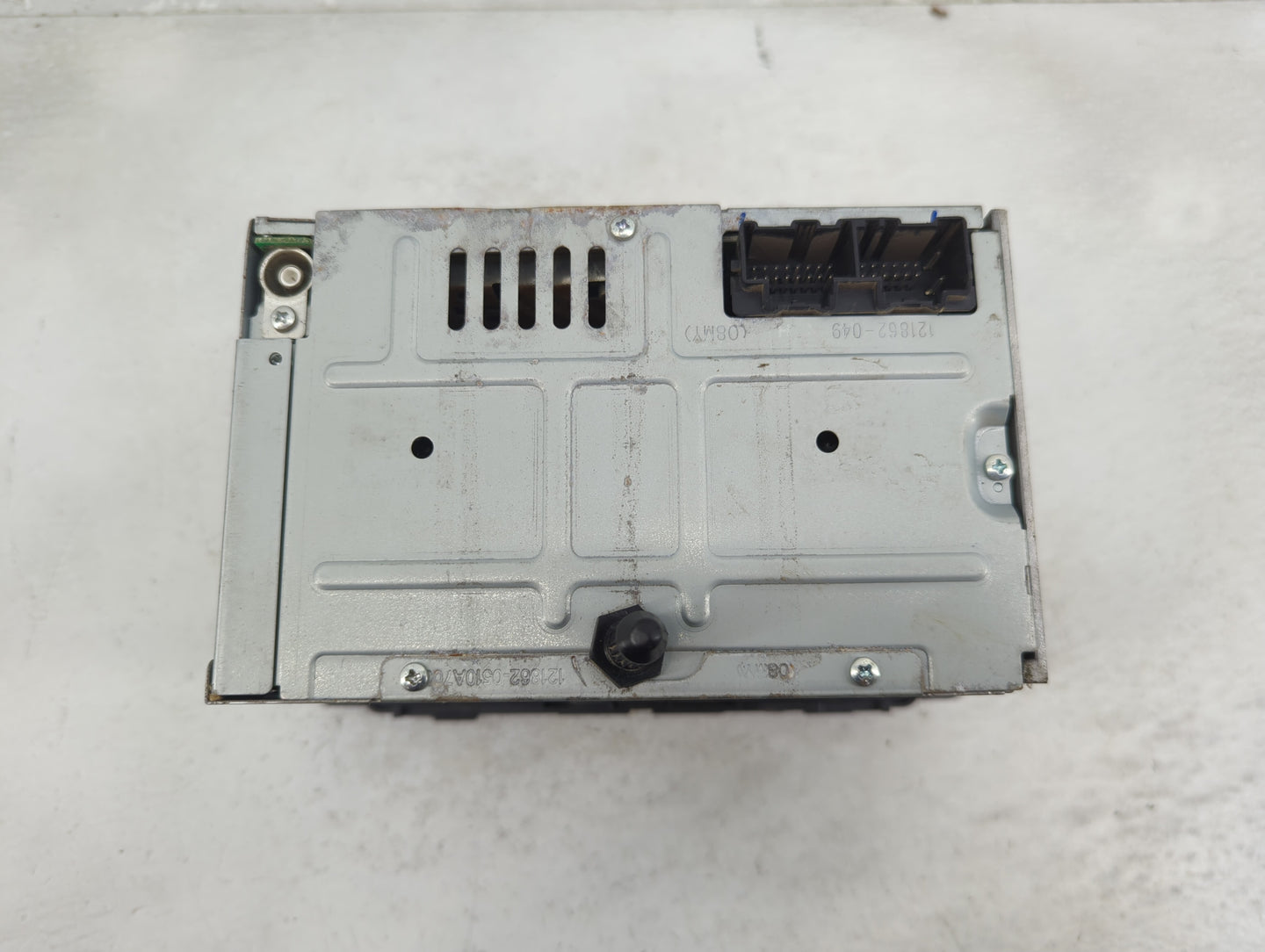 2009-2010 Buick Lucerne Radio AM FM Cd Player Receiver Replacement P/N:20763964 Fits Fits 2009 2010 OEM Used Auto Parts - Oe