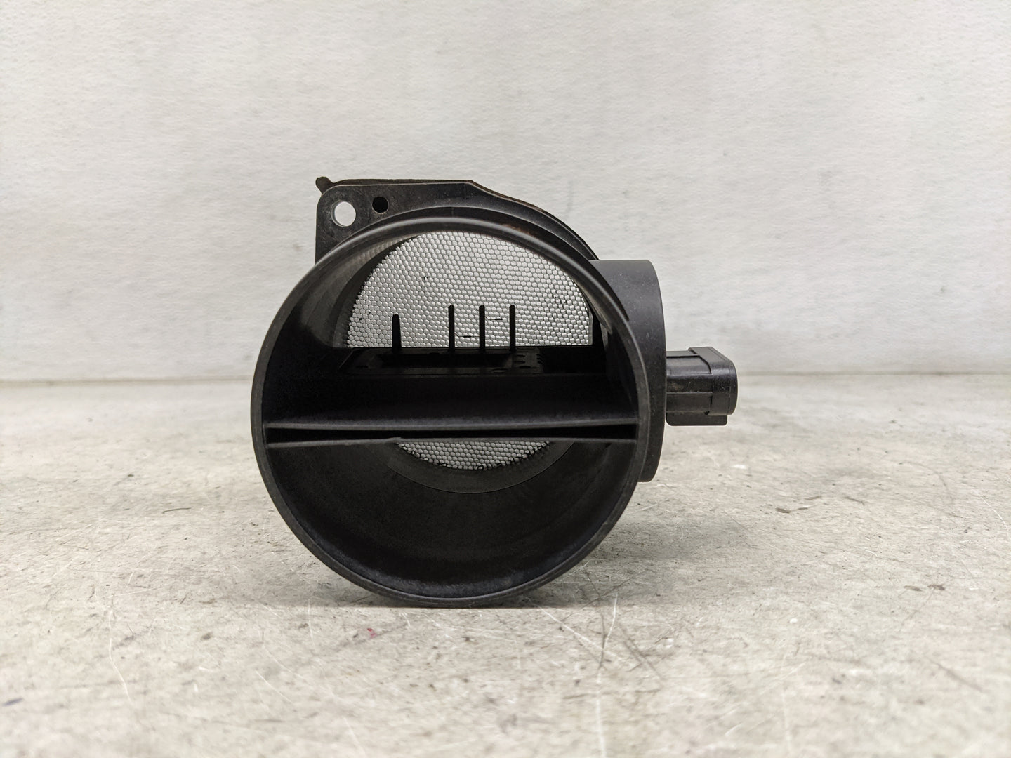 2006-2011 Buick Lucerne Mass Air Flow Meter Maf 1486268 - Oemusedautoparts1.com