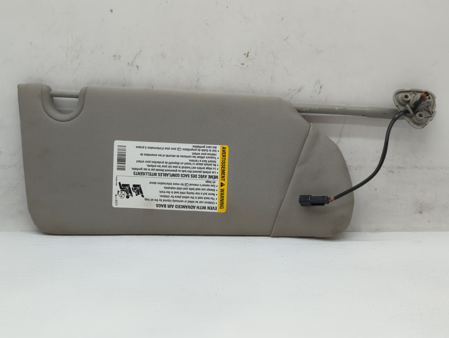 2006-2011 Buick Lucerne Sun Visor Shade Replacement Passenger Right Mirror Fits Fits 2006 2007 2008 2009 2010 2011 OEM Used 